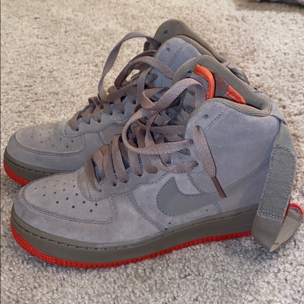 High top Air Force 1s - tan and neon coral